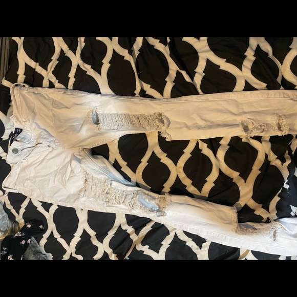 Hollister jeans - Picture 1 of 2